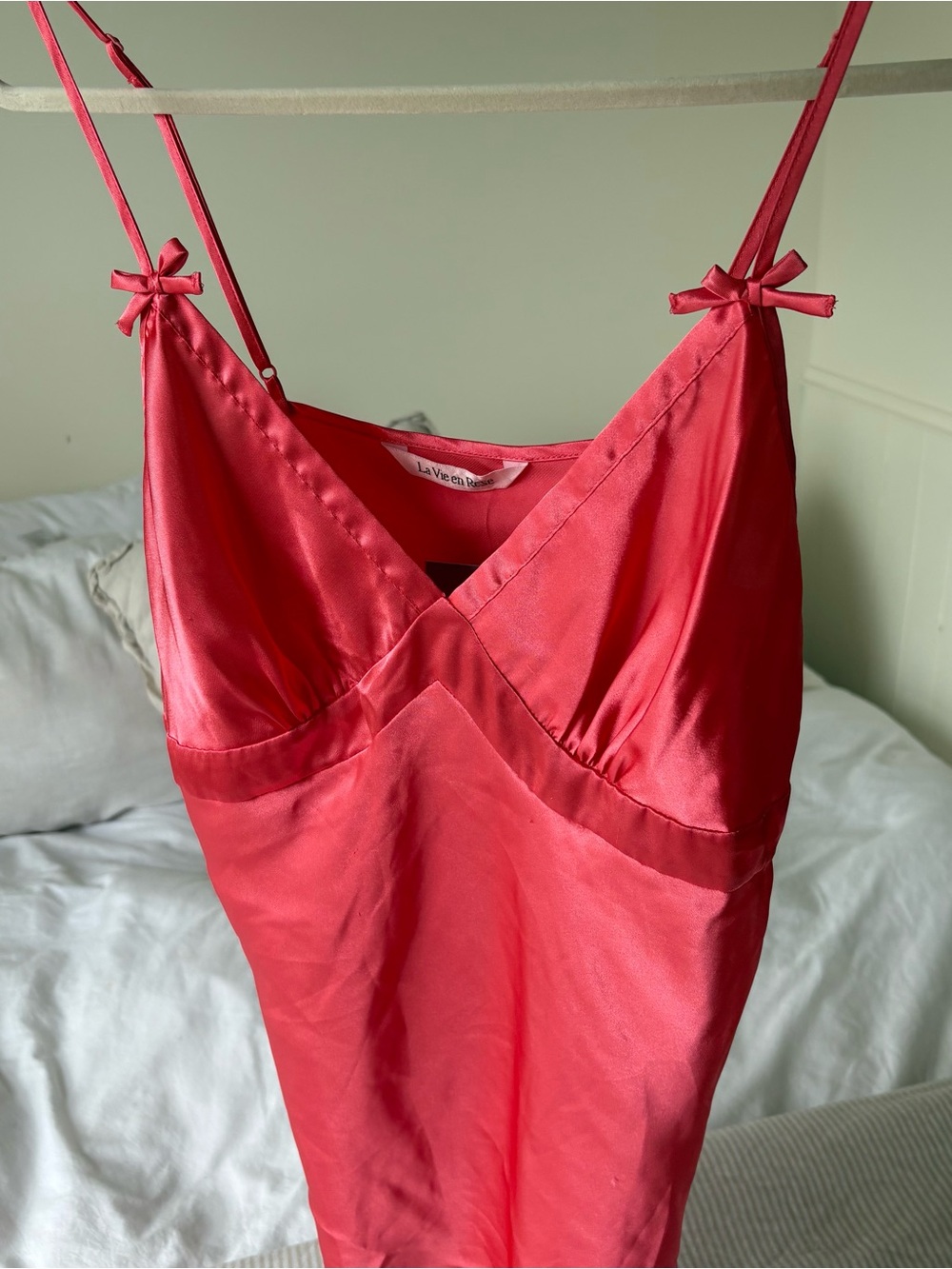90's y2k Silky coral Satin Camisole with Bow Straps - Picture 3 of 4